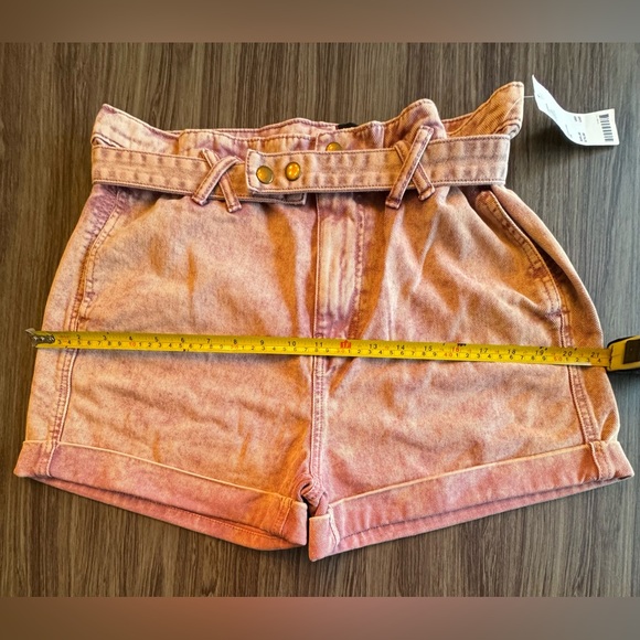 BDG ladies shorts - Picture 11 of 11